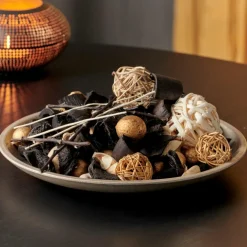 ESCAPE BLACK OUDH Pot-pourri Noir